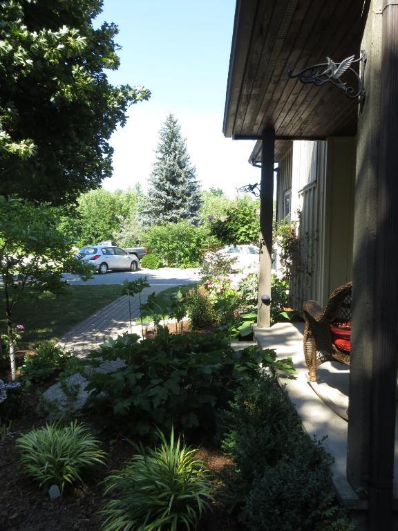 Cedar Gables Bed & Breakfast Niagara-on-the-Lake Bagian luar foto
