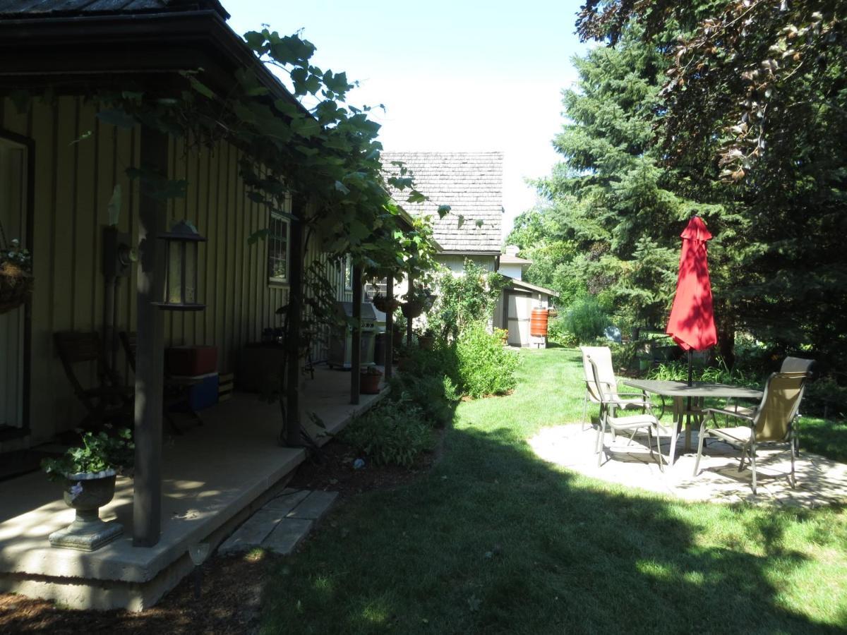 Cedar Gables Bed & Breakfast Niagara-on-the-Lake Bagian luar foto